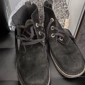 Clarks  Originals Black Suede Chukka Boots